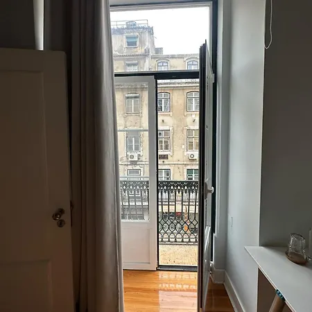 Апартаменты No Centro Com Varanda E Vista Лиссабон